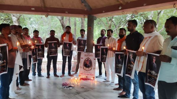 भदोही में 'शहीद भरत भूषण' को श्रद्धांजलि देकर, RBYS ने रखी 5 सुत्रीय मांग..