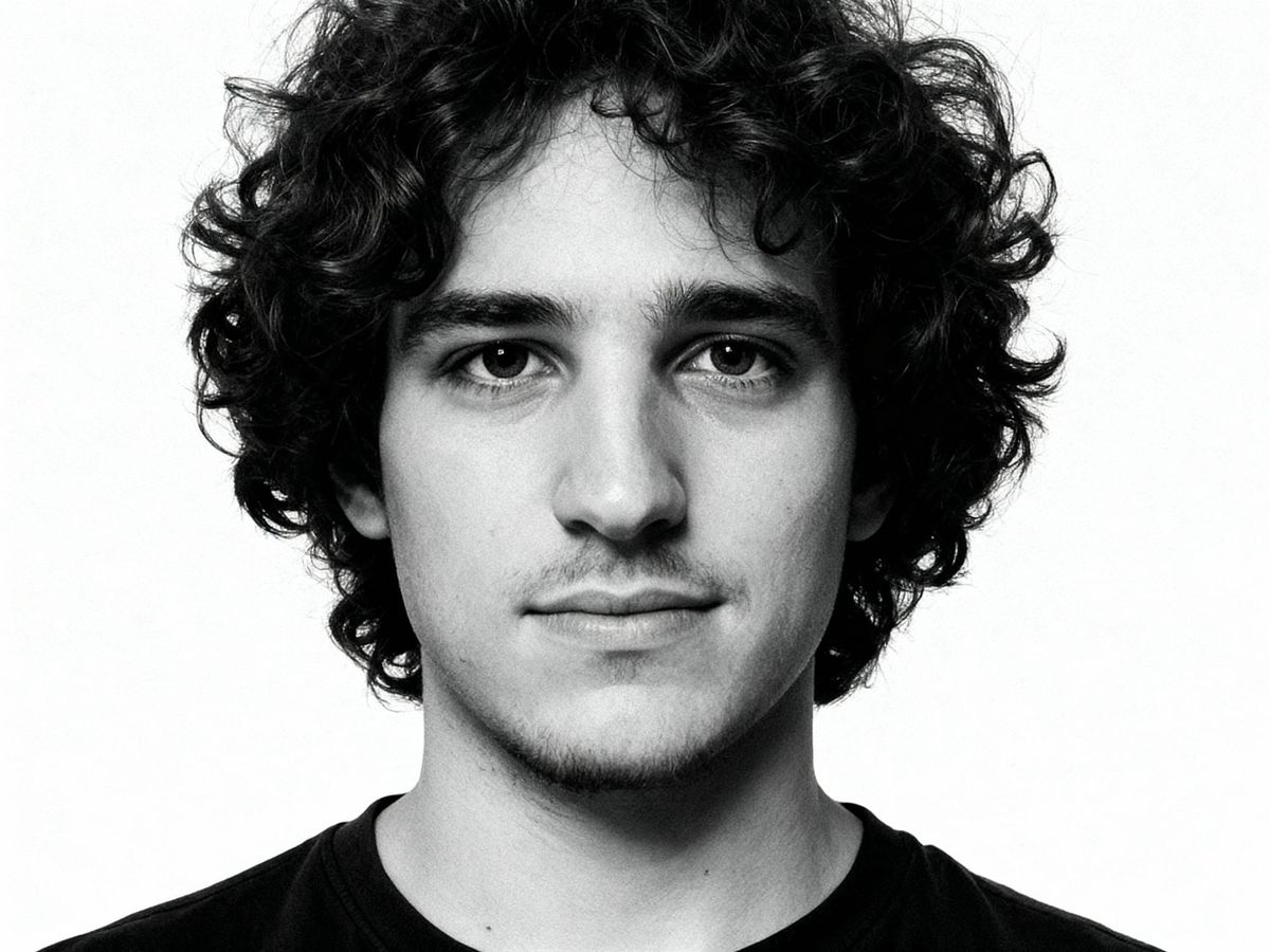 Lorenzo Bernardini Pisa,  Italia:  autore della teoria Lorenziana e padre dell'archeo-subatomica