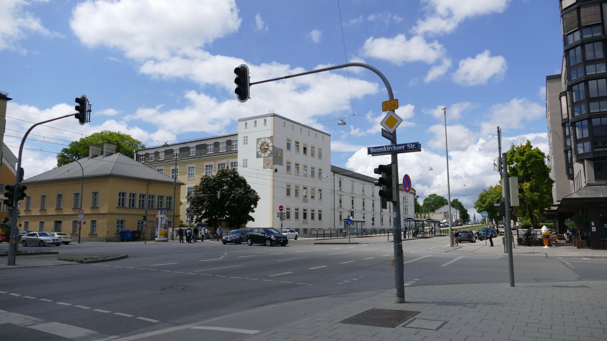 Incrocio nel quartiere di Berg am Laim