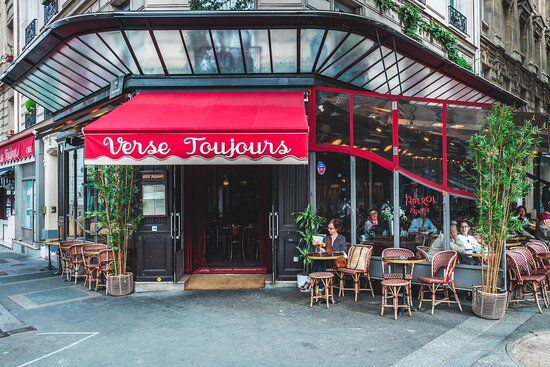 ingresso e terrazza del ristorante caffetteria verse toujours