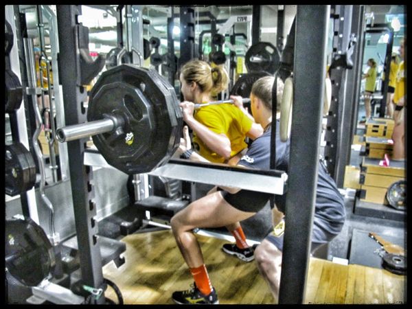 Grooving Movement Patterns Before Loading