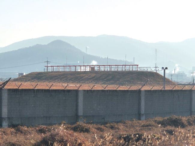 제주공항 참사, 무안공항 둔덕 RFP에 "Frangibility(부서지게)" 명시
