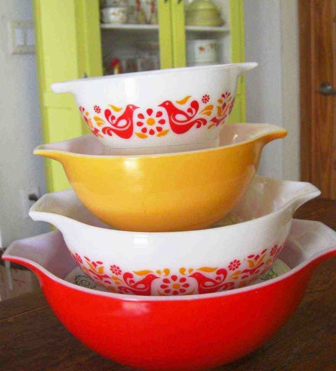 Everything You Need to Know About Vintage Pyrex