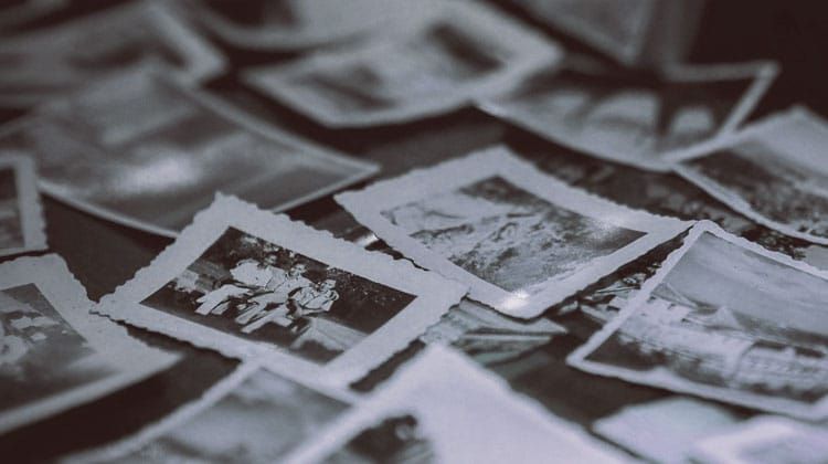 31 Family History Interview Questions and Prompts