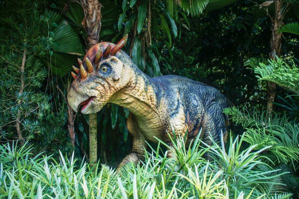 singapore zoo dinosaur