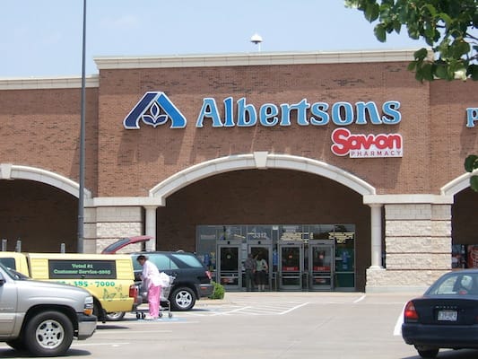 Albertsons storefront