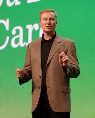 Courtman_Steve_Health Mart_on-stage