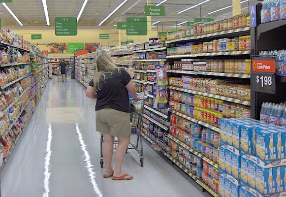 grocery-shopper_walmart-neighborhood-market