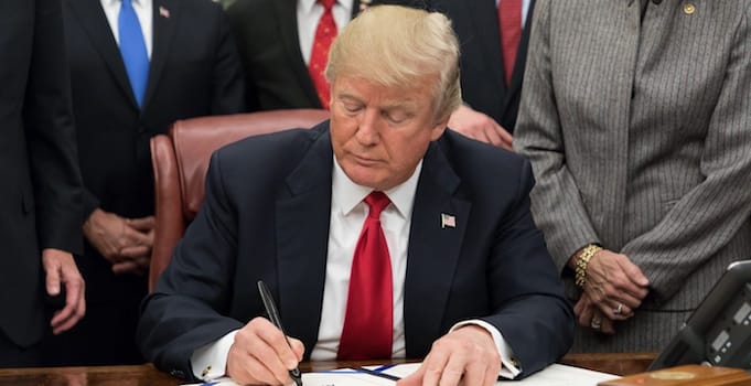 Trump_Stop Opioids Abuse