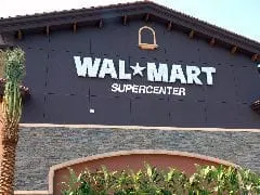 Wal-Mart goes national with free Rx mail delivery