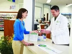 Health Mart preps TV blitz, signs 2,500th pharmacy