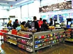 Comp-store sales at Walgreens surge in May
