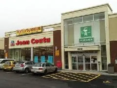 Jean Coutu Group marks opening of 400th store
