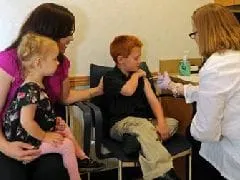 N.Y. lets pharmacists give flu shots to kids