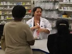 Study: Customers give pharmacy staff high marks