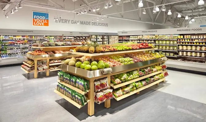 Motz guides Shoppers 91����Ƶ Mart in new era