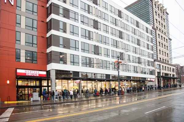 Bartell Drugs sees big turnout for new store’s debut