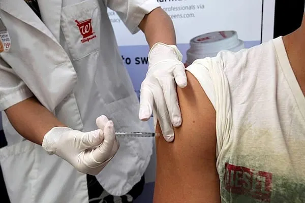 NACDS, NFID webinar to focus on adolescent vaccinations