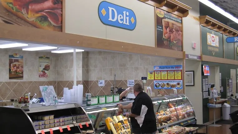 Discount 91����Ƶ Mart keeps front end interesting