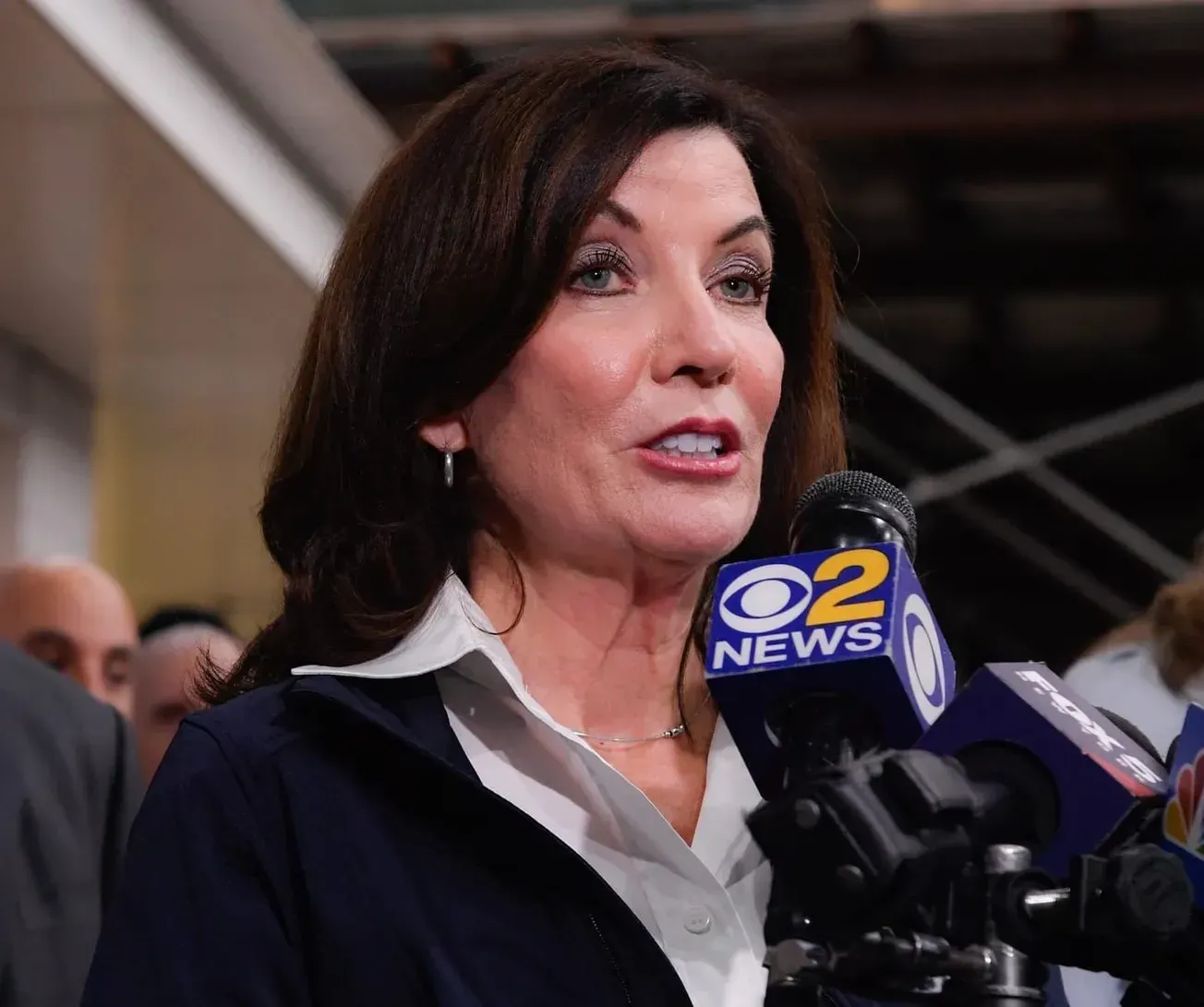 New York Gov. Hochul will sign executive order allowing pharmacies to administer COVID shots