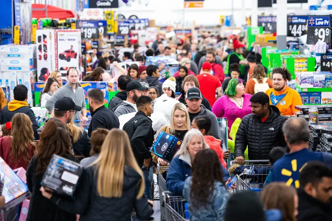 Record-breaking Super Saturday: 159 million shoppers expected