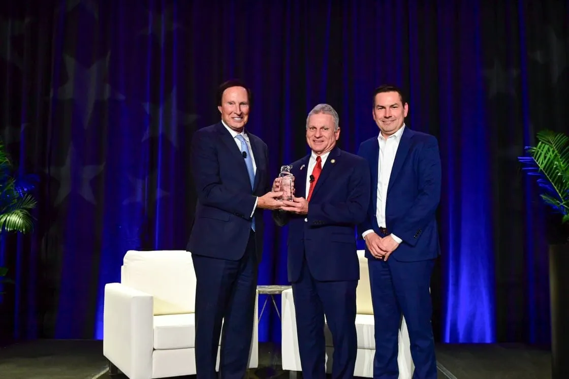 NACDS honors U.S. Rep. Buddy Carter with Congressional Leadership Award