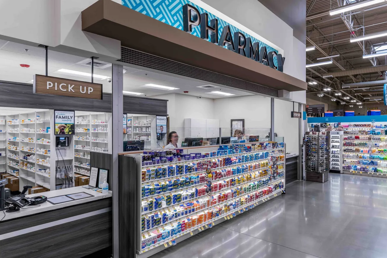 Albertsons Q4 underscores pharmacy pressure