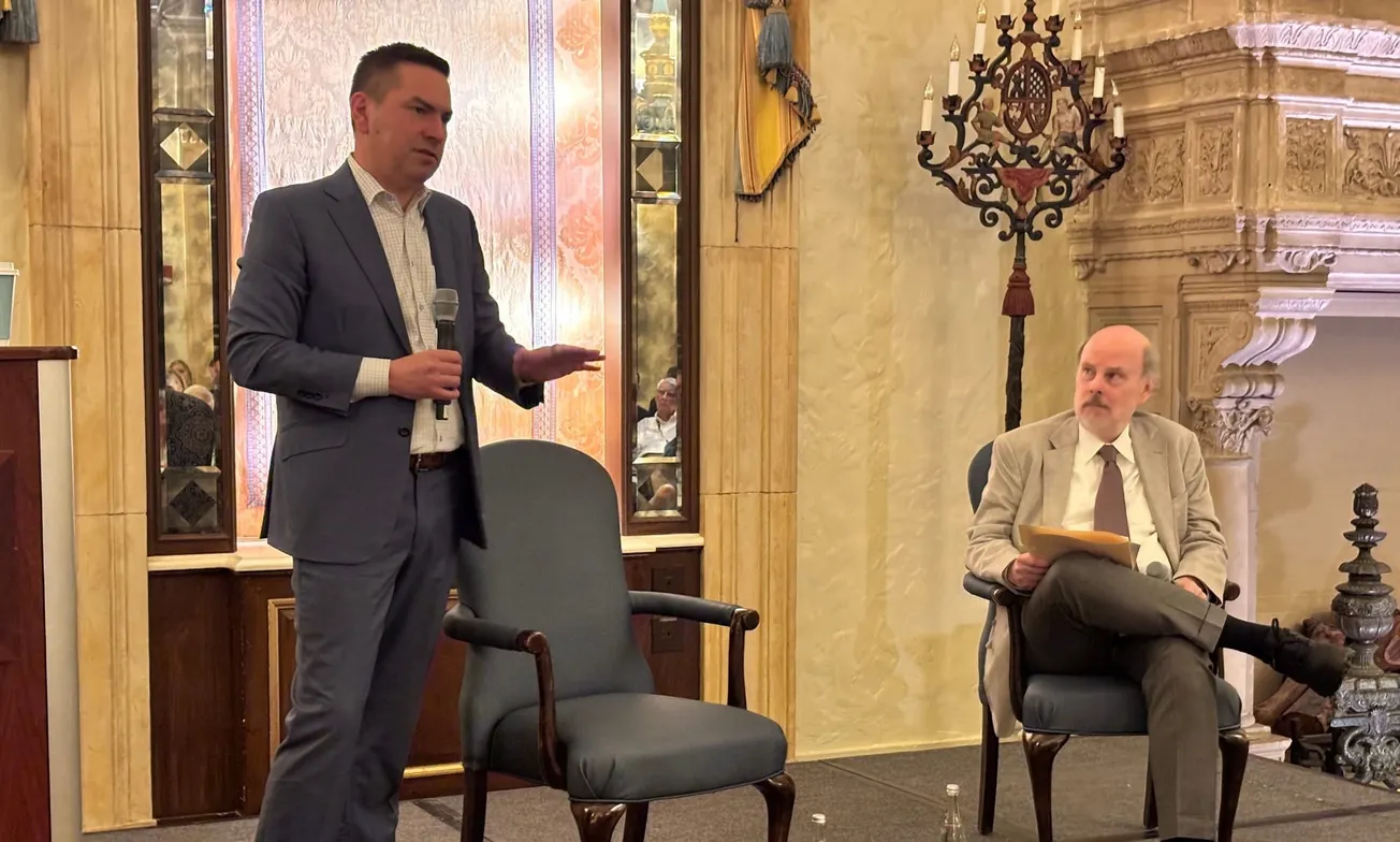 Walgreens’ Gates shares insights at exclusive retailmediaIQ breakfast