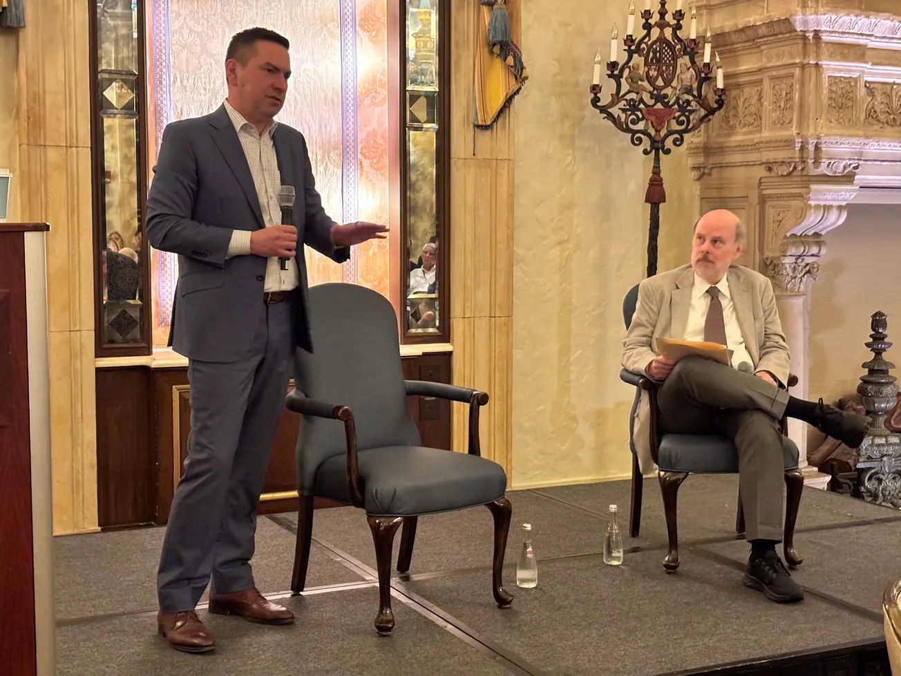 Walgreens’ Gates shares insights at exclusive retailmediaIQ breakfast