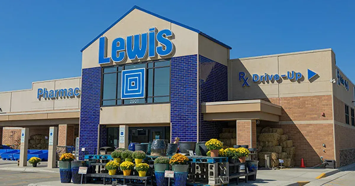 Lewis under Sanford expects more of the same