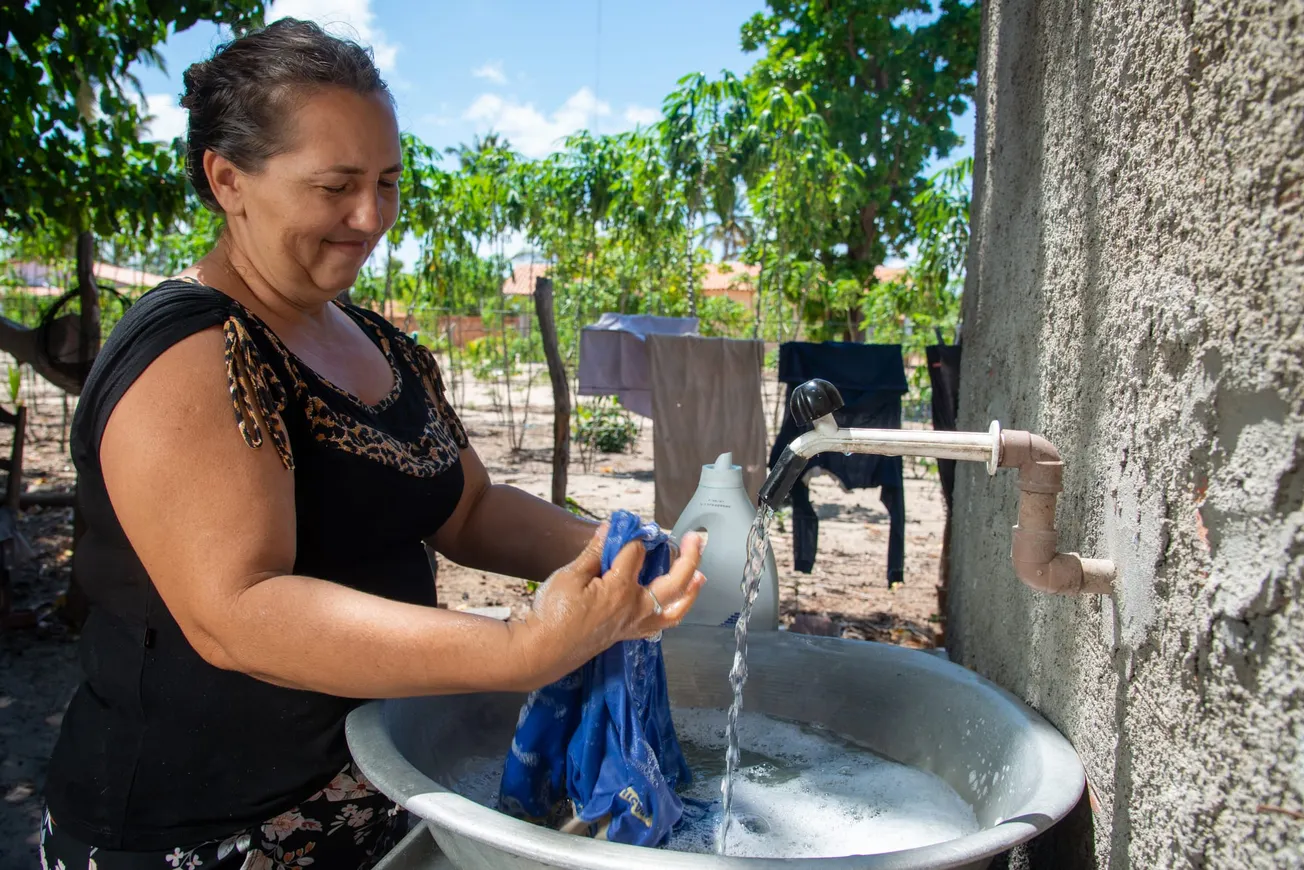 Matt Damon, Amazon turn everyday actions into water donations