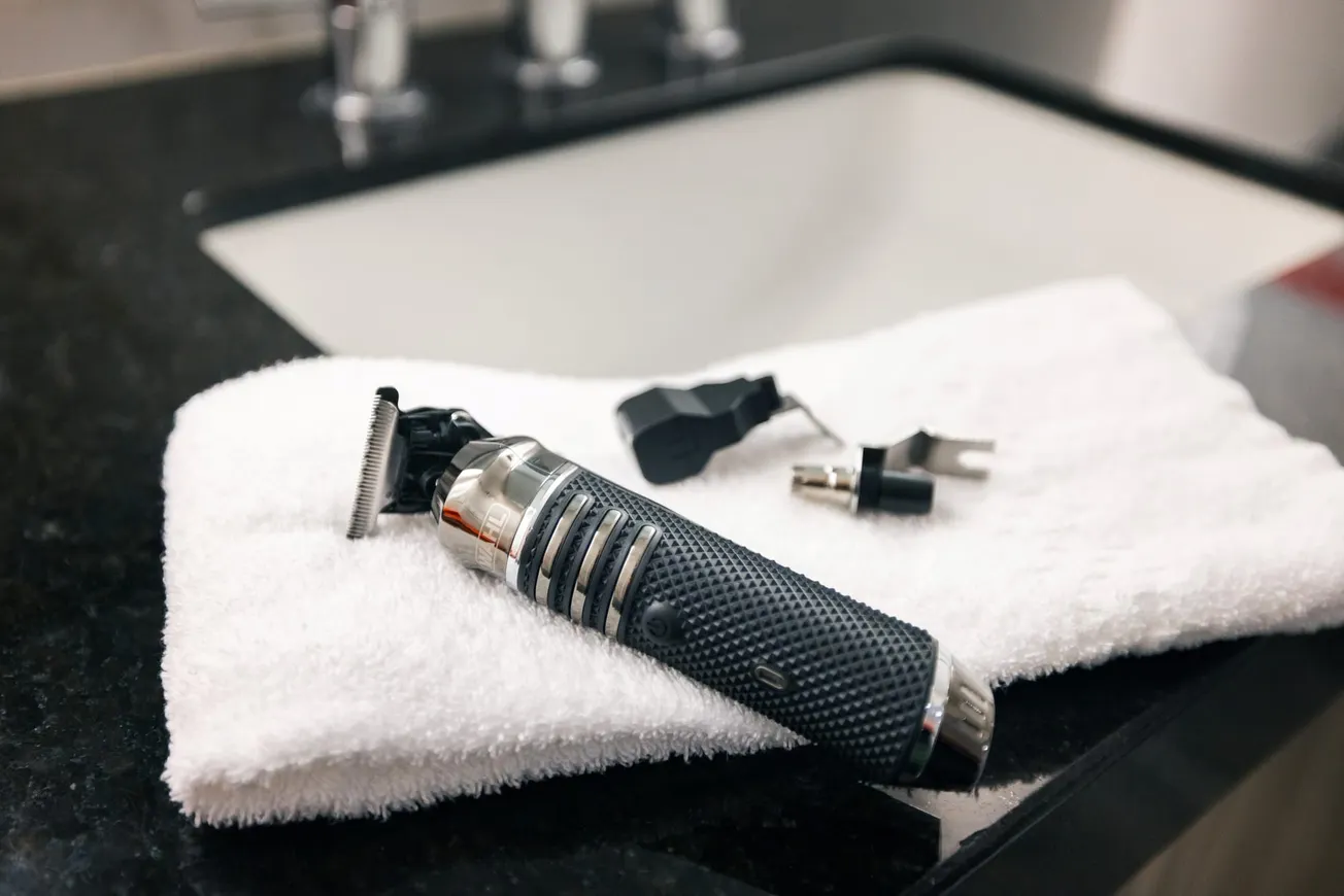 Wahl pitches practical grooming gifts for men this holiday season