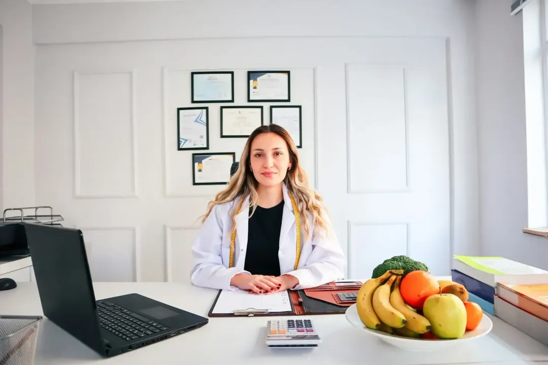 ¿Qué hace un técnico en Dietética? Funciones, día a día y salidas