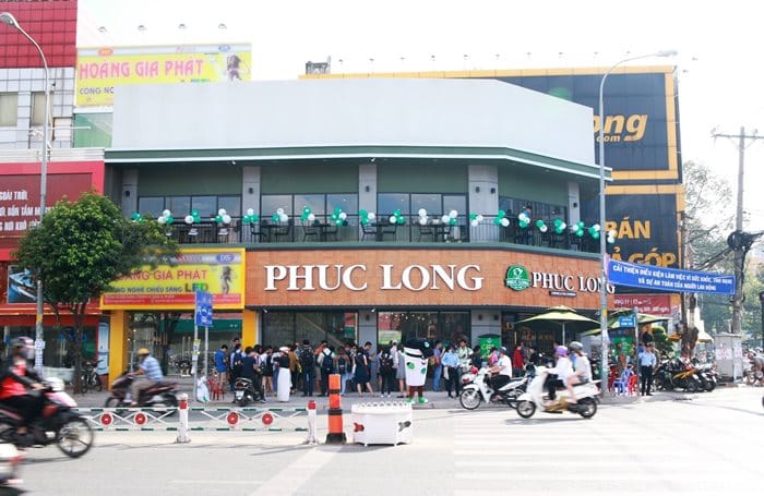 PHÚC LONG THÀNH THÁI TO HIẾN THÀNH KHÔNG GIAN THOÁNG ĐÃNG PHỤC VỤ TRÀ VÀ CÀ PHÊ CHUYÊN NGHIỆP