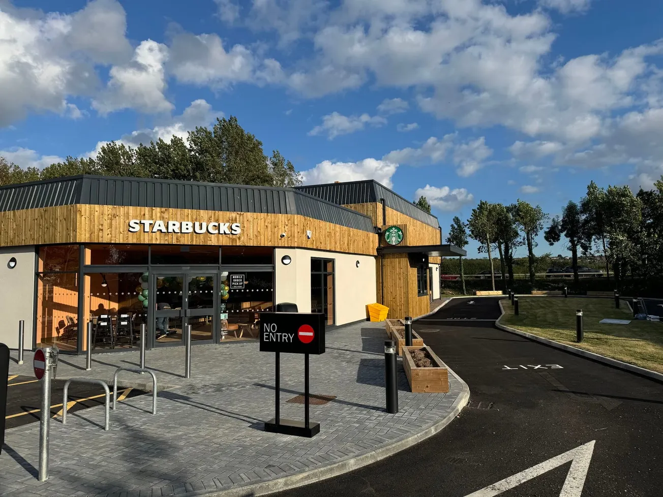 Starbucks acquires its largest UK franchisee 23.5 Degrees
