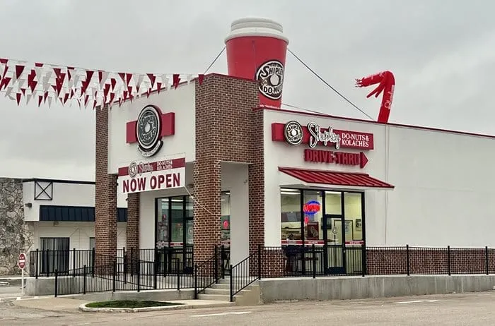 Shipley Do-Nuts boosts development team to accelerate outlet growth