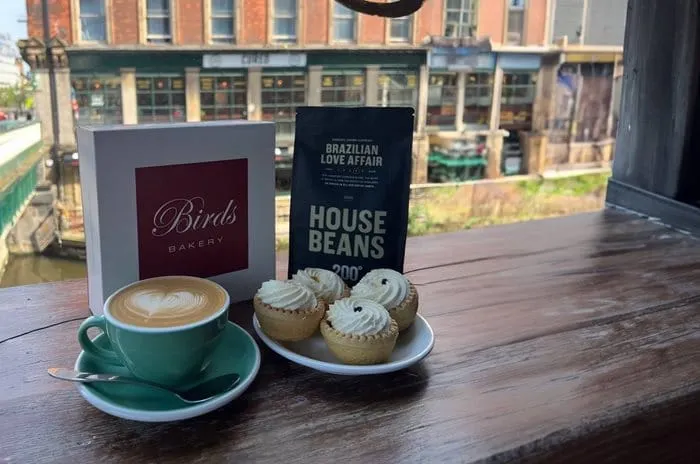 200 Degrees becomes exclusive coffee supplier to Birds Bakery