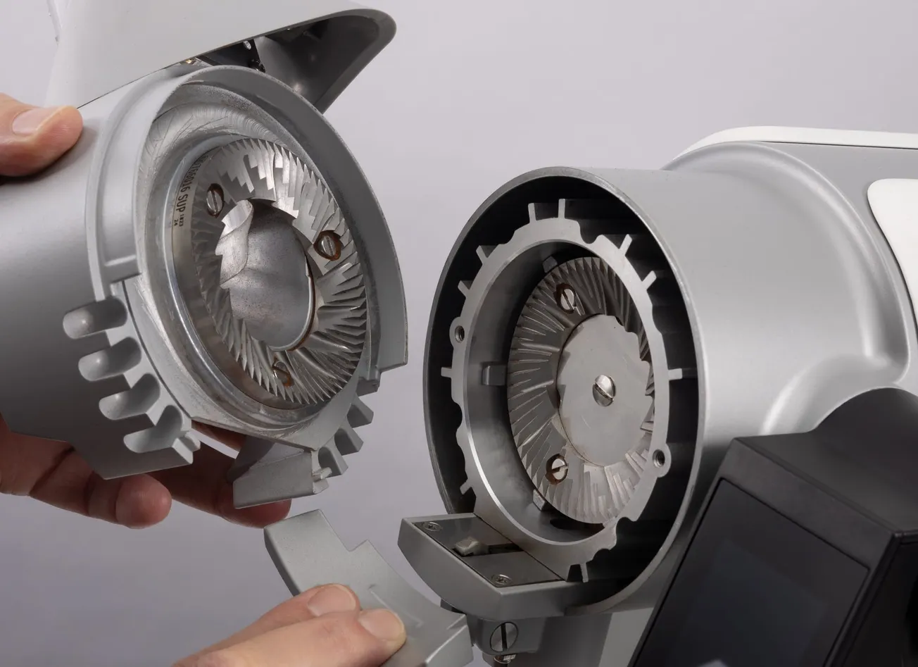 Ermes Dual: the grinder setting a new standard for precision, versatility and design