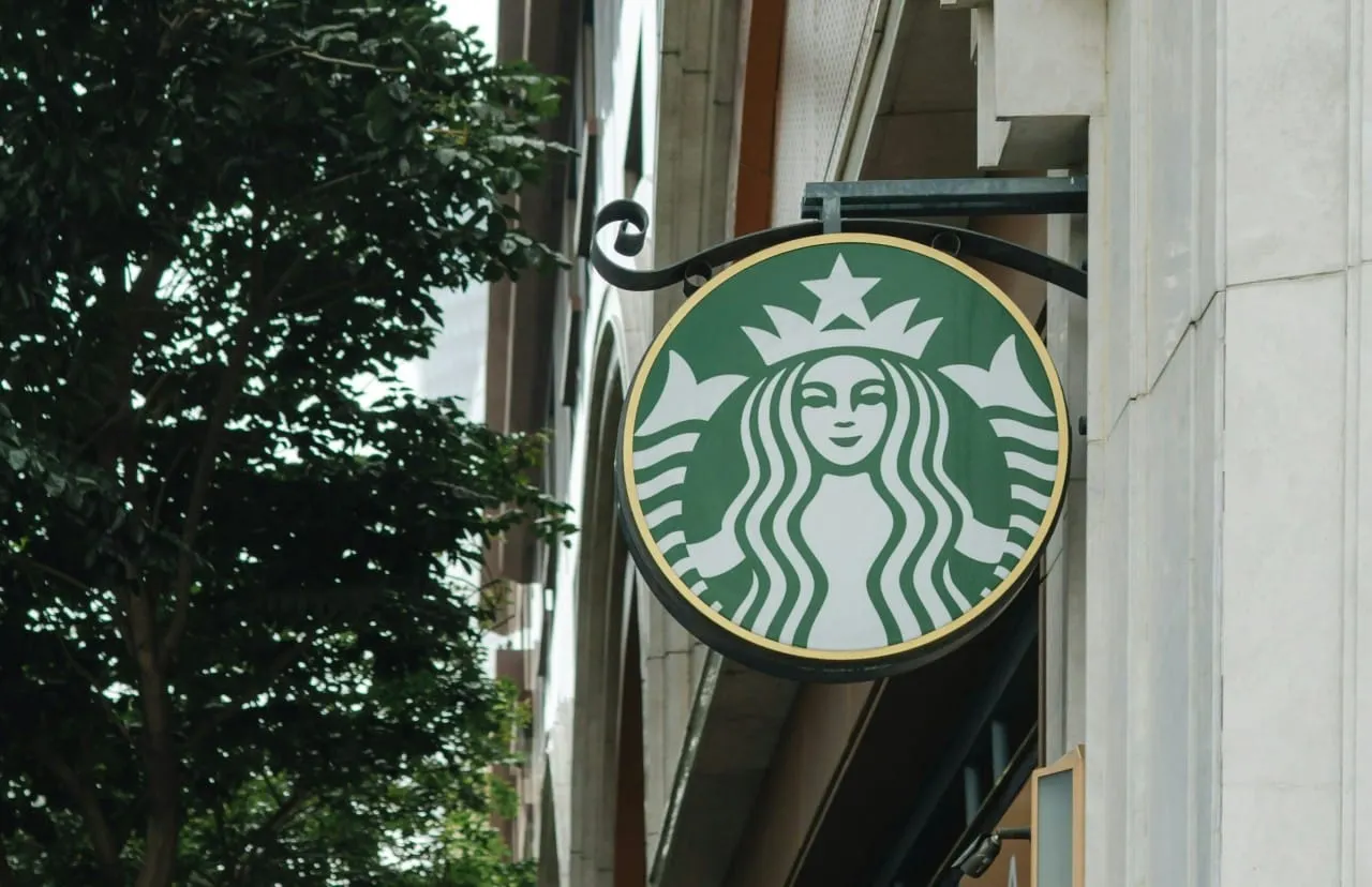 Starbucks CEO Brian Niccol reinstates Chief Operating Officer role