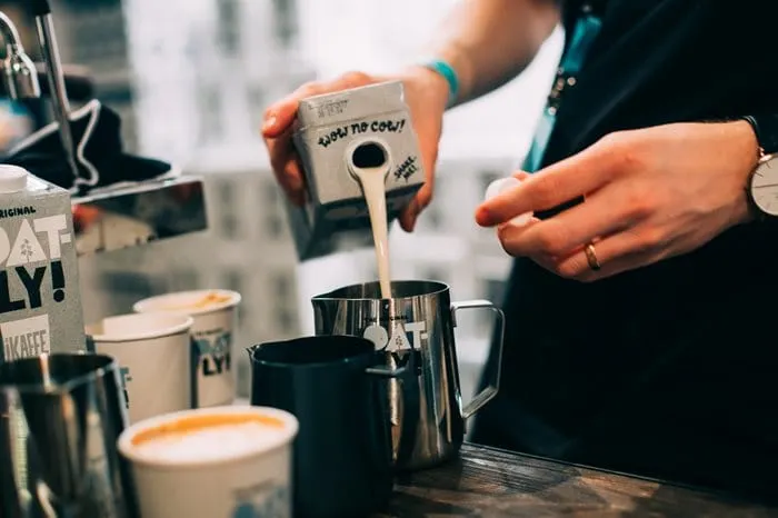 Oatmilk ascends in the US as operators embrace dairy alternatives