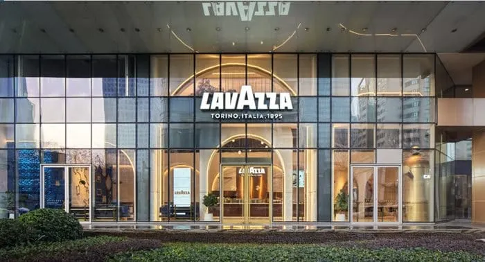 Yum China continues Lavazza café expansion but 1,000-store target looks elusive