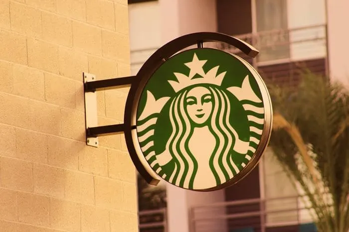 Howard Schultz outlines strategy to ‘reinvent’ the Starbucks experience