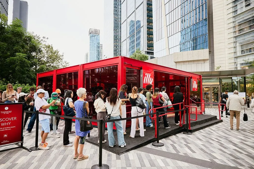illycaffè installs New York pop-up to boost US brand awareness
