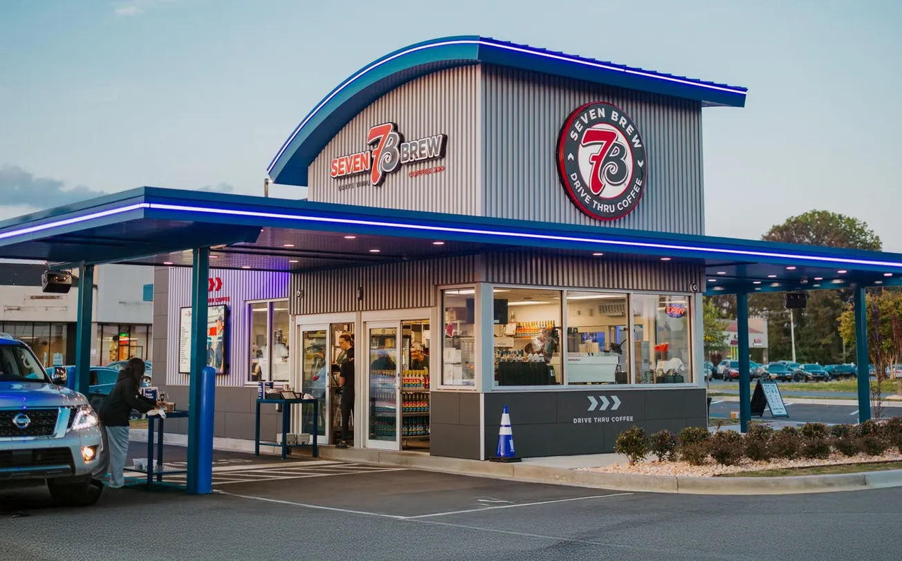 US franchise giant Flynn Group to open hundreds of 7 Brew stores