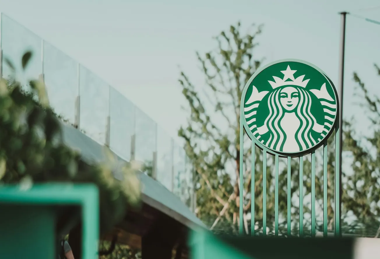 Two frontrunners emerge to acquire Starbucks China, sources say