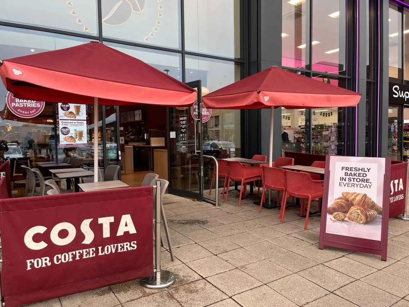 News 24/7: Luckin Coffee majority stakeholder considering Costa Coffee bid, sources say