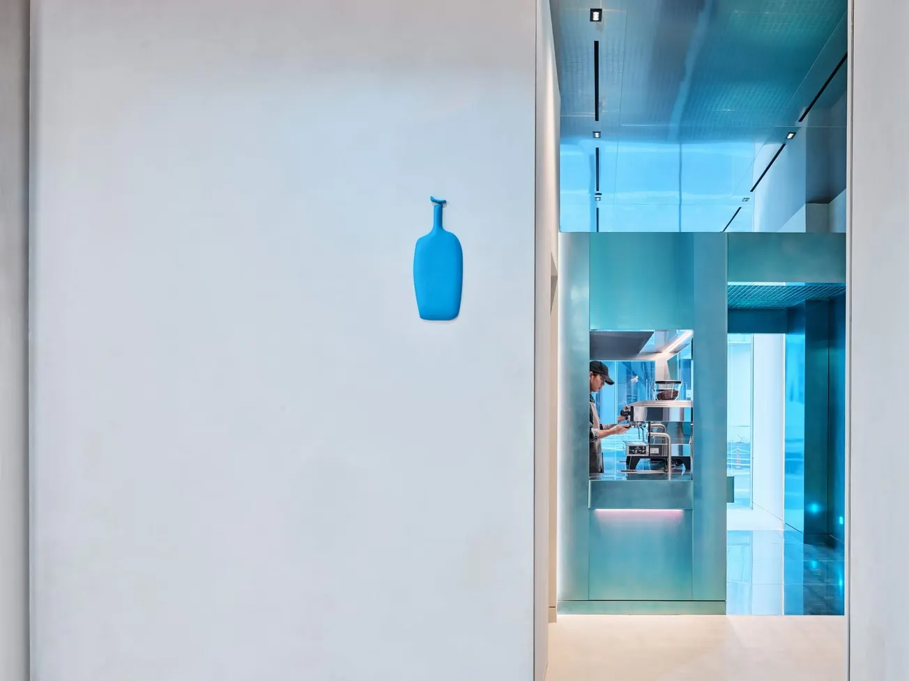 Coffee 24/7: Luckin Coffee and Centurium Capital buy Blue Bottle for $400m