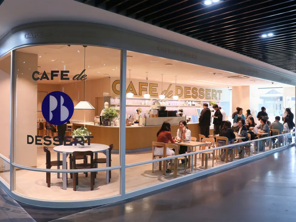 Paris Baguette launches new dessert café in sweet-toothed South Korea