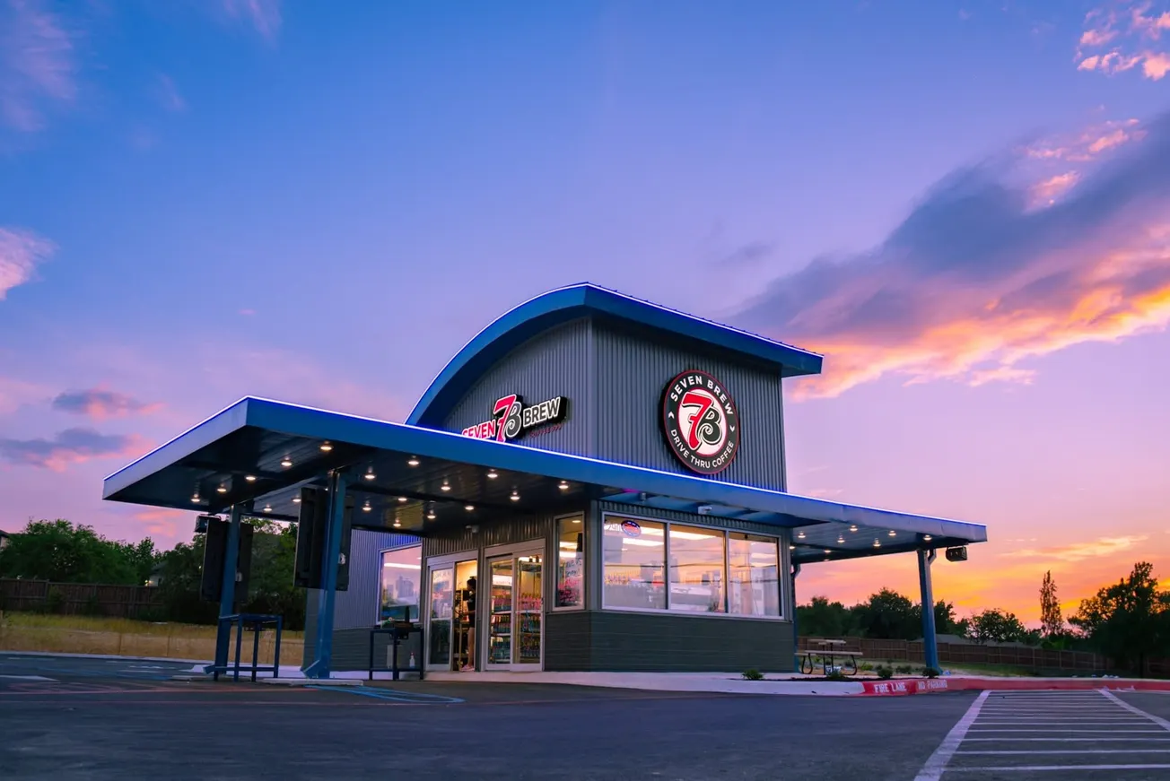 Coffee 24/7: 7 Brew outbids Dutch Bros for 73-drive-thru stores acquisition
