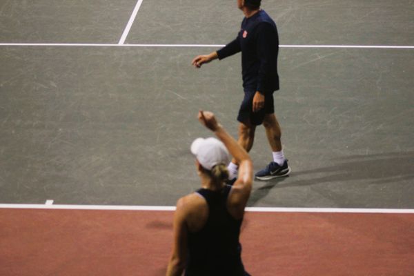 Comparing line calling at the French Open to college tennis